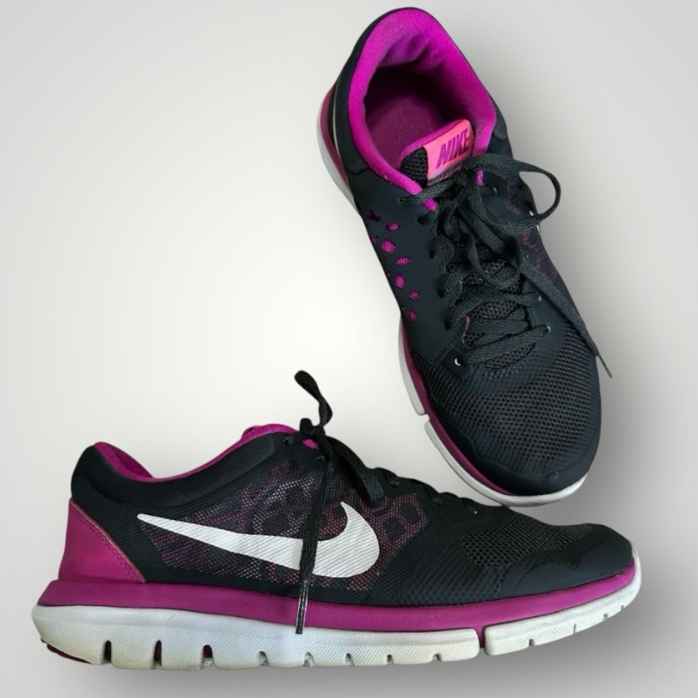 Nike Women's Flex Run 2015 Running Sneakers Black and Magenta Pink Size 8.5